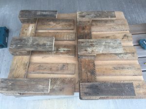 Feierwerk_Blog_Funkstation_Wheely_Bar_Palette_schneiden