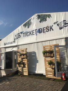 Feierwerk_Blog_Kultur_Reeperbahn_Festival_Ticket_Desk