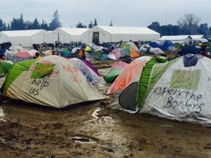 Feierwerk_Rage_Against_Abschiebung_Idomeni_Flüchtlingslager (6)