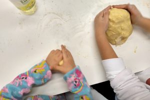 Feierwerk_Tatz_Kinder_Jugendtreff_Weihnachten_Dezember_Papierstern_ (2)