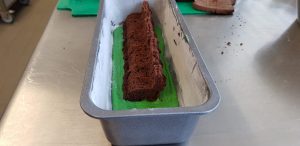 Feierwerk_Blog_Selber_Machen_Funkstation_Hasenkuchen_Aufreihen_3