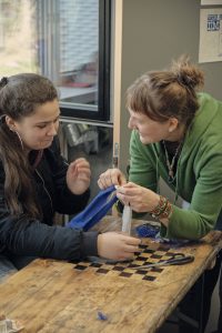 Feierwerk_Blog_Südpolstation_Schulklassenprojekt_Leute_machen_Kleider (20)