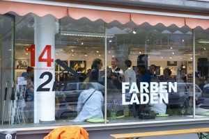 20190606_Feierwerk_Farbenladen_Ausstellung_Kunst_Fotografinnen_Vernissage 14x2m_copyright_Christin_Büttner (26)