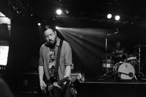 Feierwerk_Blog_Konzert_Mineral_Hansa_39_Konzertfotografie_Schwarz_Weiß_Bands (5)