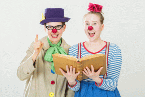 Feierwerk_Blog_Clown_Kirstie_Handel_Dschungelpalast_Clowness_Glucks_Buecherschatz_foto_Frauke-Wichmann