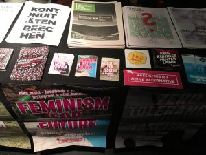 Feierwerk_Rage_Against_Abschiebung_Konzert_Benefiz_München_Merch