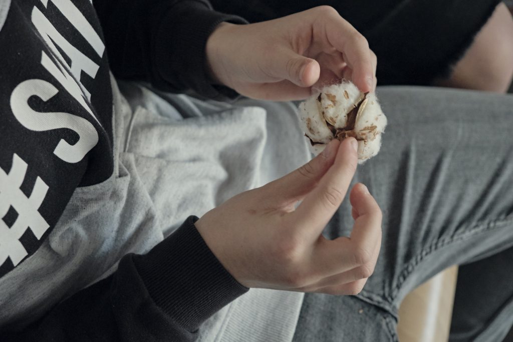 DSCF4730 Severin Vogl 1 Leute machen Kleider_Feierwerk Südpolstation c Severin Vogl