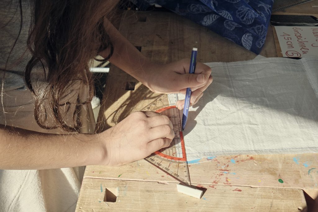 DSCF4779 Severin Vogl 1 Leute machen Kleider_Feierwerk Südpolstation c Severin Vogl